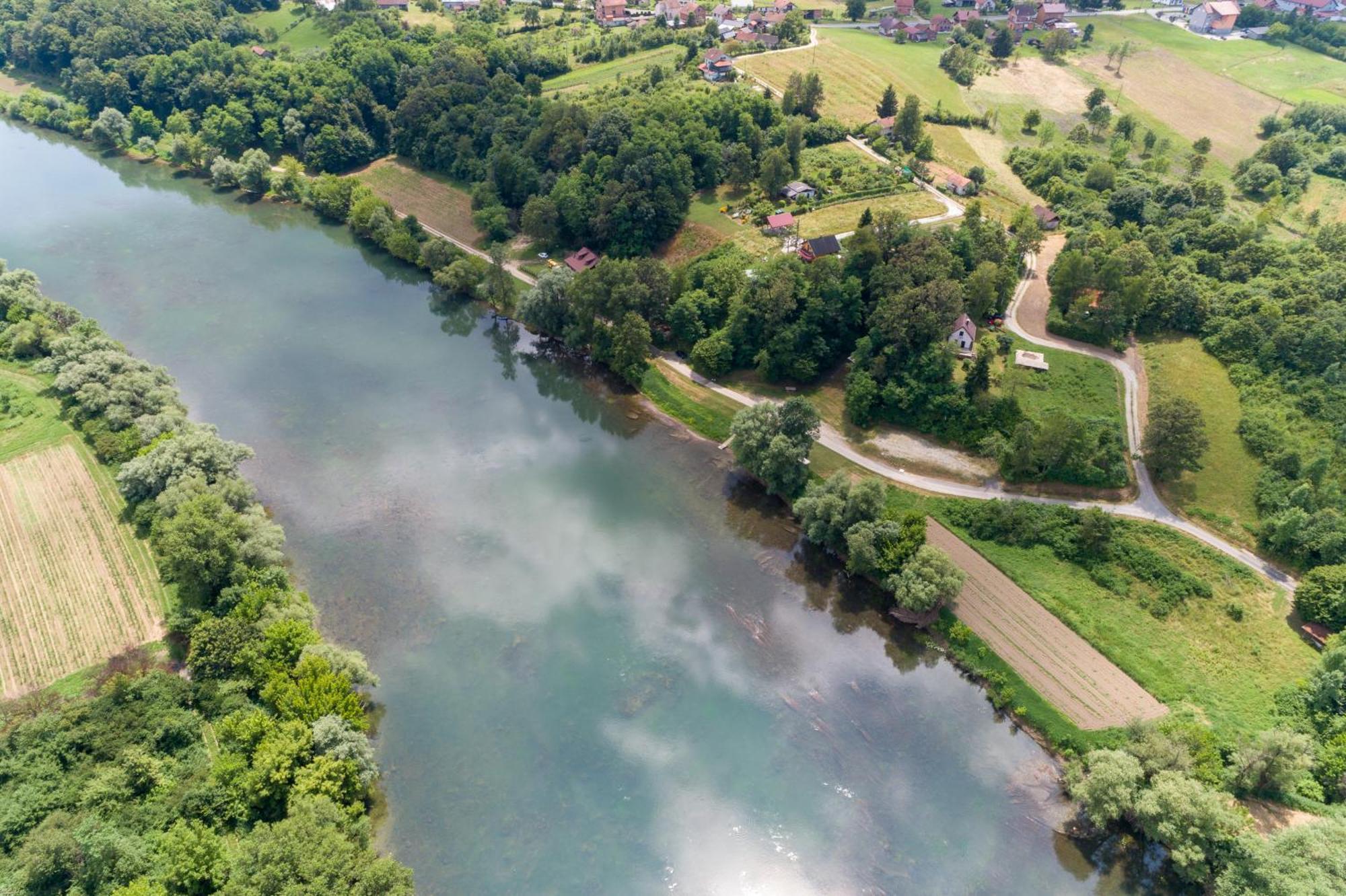 Zagreb, Kuca Za Odmor Swan River Holiday House Lasinja 외부 사진