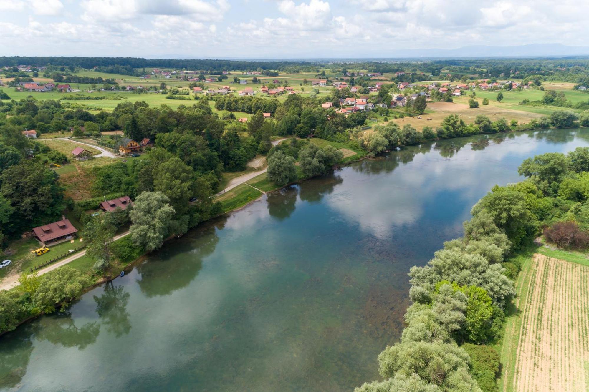 Zagreb, Kuca Za Odmor Swan River Holiday House Lasinja 외부 사진